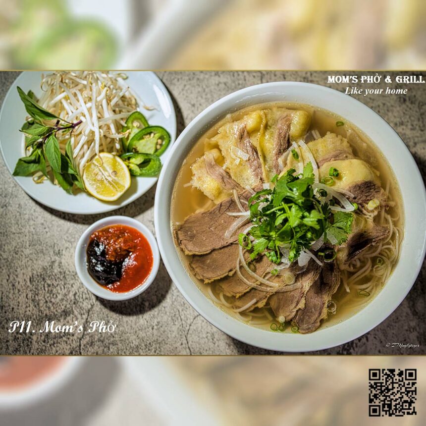 Phở Noodle Soup - MOM PHO'S & Grill