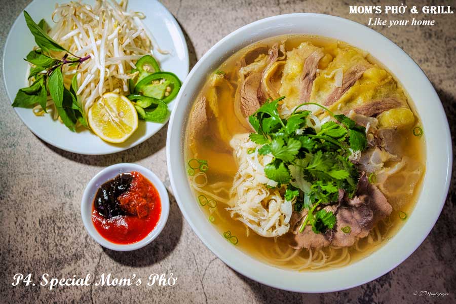 20 1 P4 Special Moms Pho